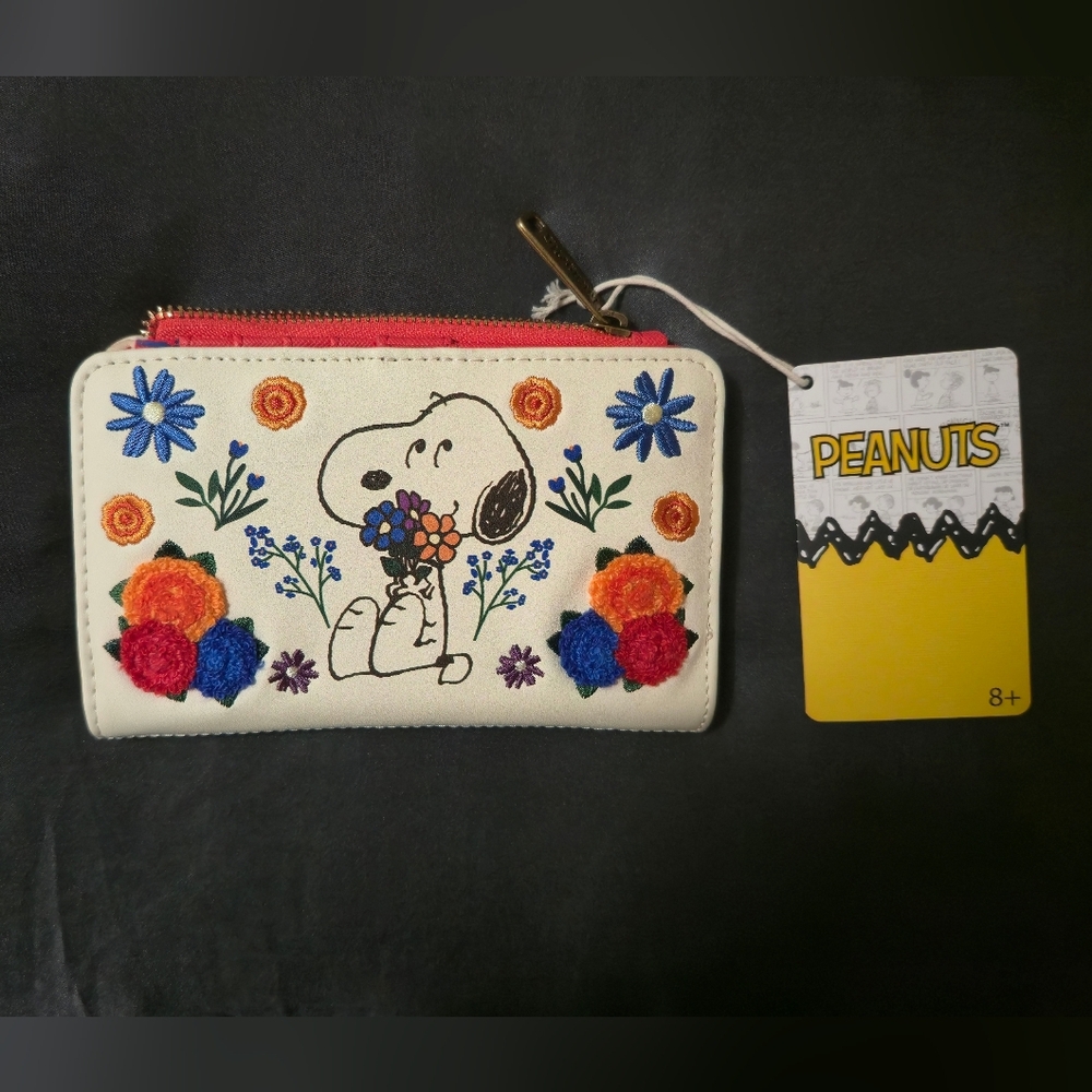 Loungefly Peanuts Snoopy Floral Wallet